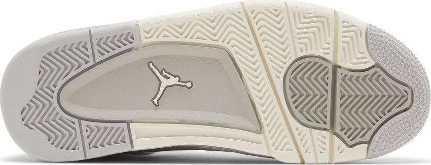 Air Jordan 4 Retro Frozen Moments Women&#39;s Sneakers - Underneath