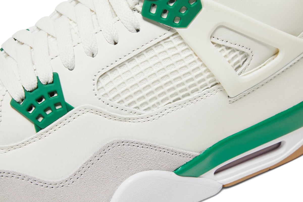 Nike SB x Air Jordan 4 Retro SP Pine Green men&#39;s Sneakers - close up