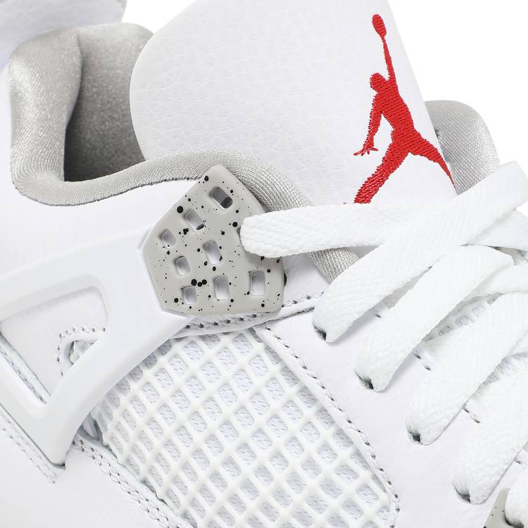 Air Jordan 4 &#39;White Oreo&#39;